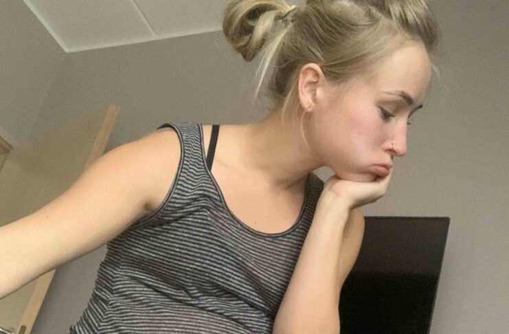 Kriisiajal üksinda sünnitama