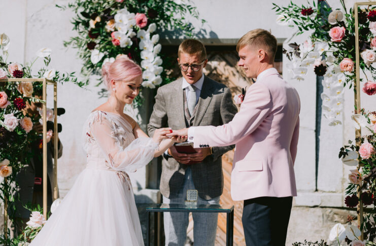 ABIELUSÕRMUSTE VALIMINE